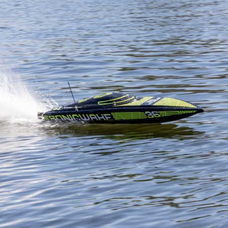 Pro Boat Sonicwake 36in V3 Self-Righting V-Hull Boat RTR, Black